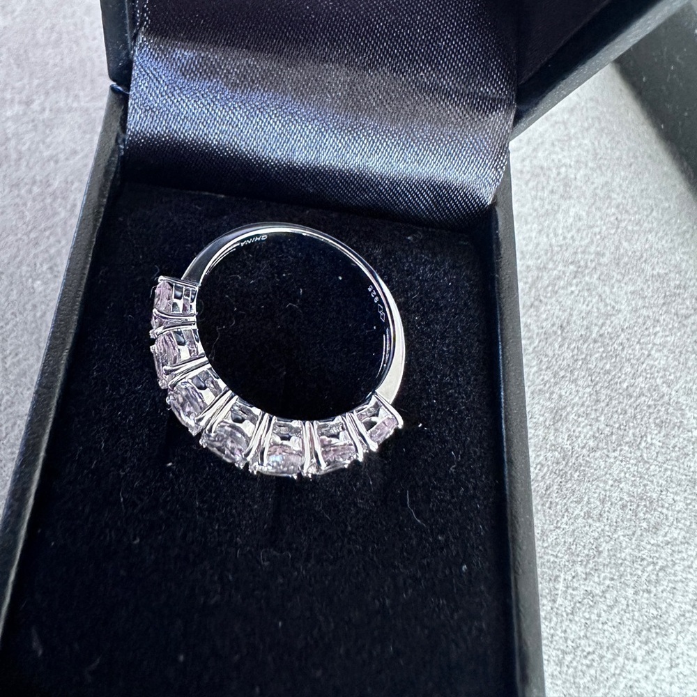 CZ fashion ring by Absolute - Picture 6 of 12